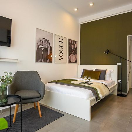 Classy Comfort - Chic Studio On Regina Elisabeta Bucharest Exterior photo